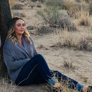 Meet your Posher, Candice